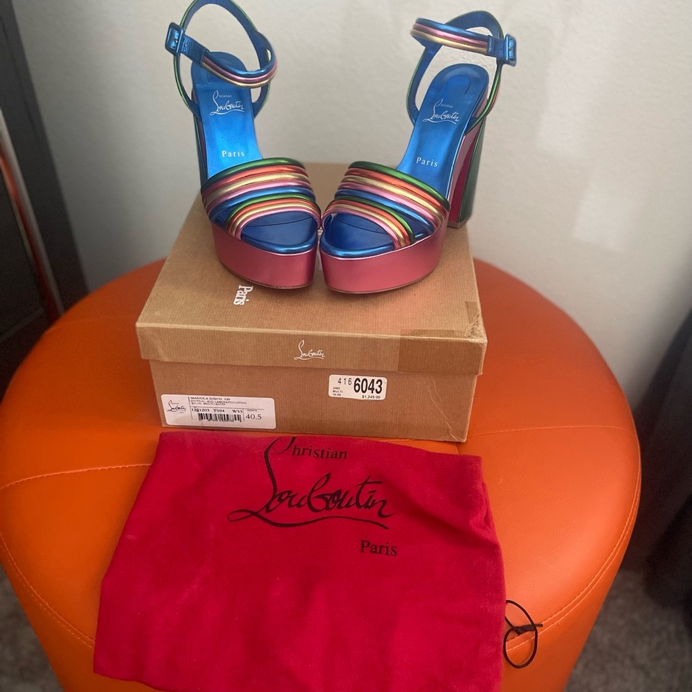 Christian Louboutin Manolo Disco Platform Heel (40.5)